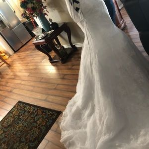 Wedding dress